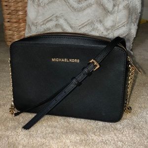 MK Jet Set Large Saffiano Leather Crossbody Bag